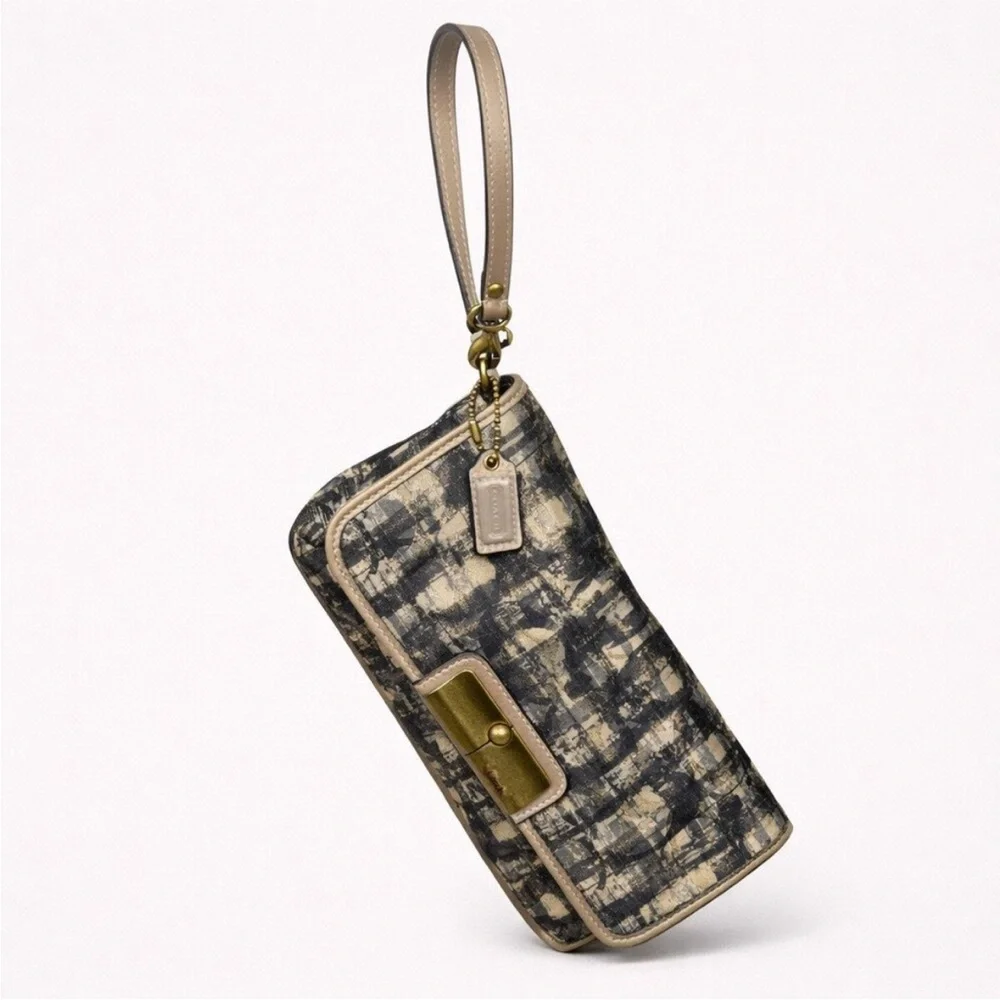 Coach Kristin Op Art pattern in a metallic gold EUC - Picture 7 of 14